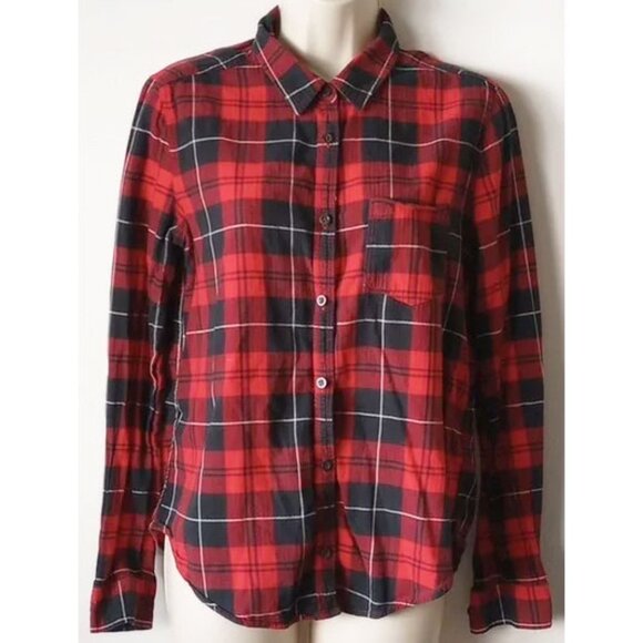 Forever 21 Tops - *50off3* Forever 21 100% Cotton Plaid Button Down Shirt M Red Black